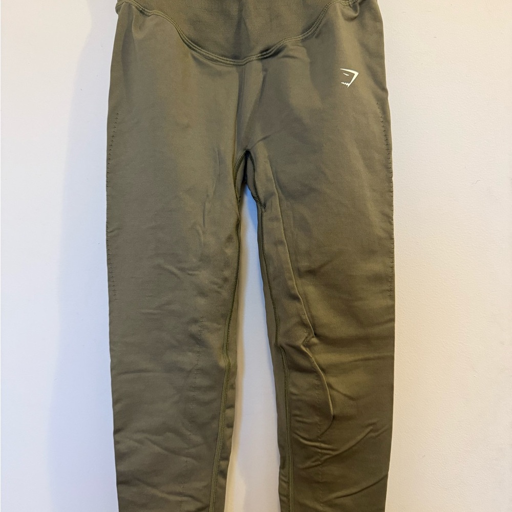 NWOT never worn Gymshark women’s Leggings size S